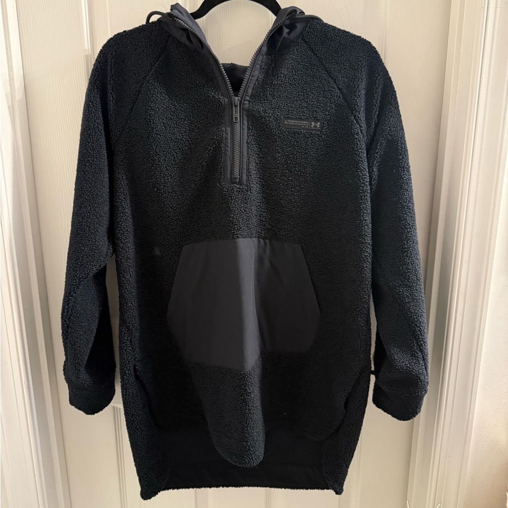 Black under armour fleece quarter zip